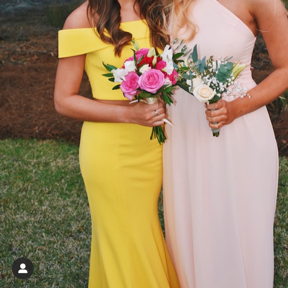 Ball gown/ Prom dress